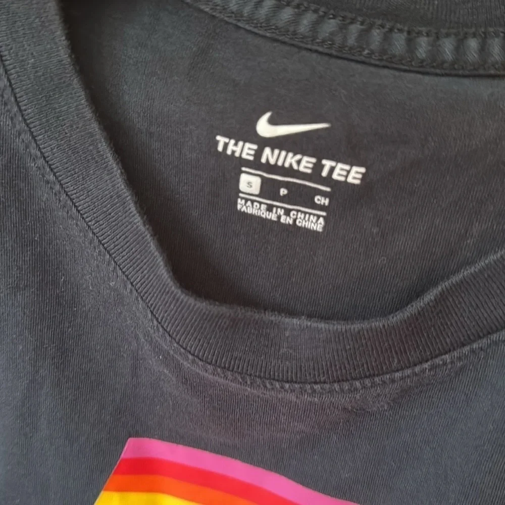 Nike Rainbow T-Shirt